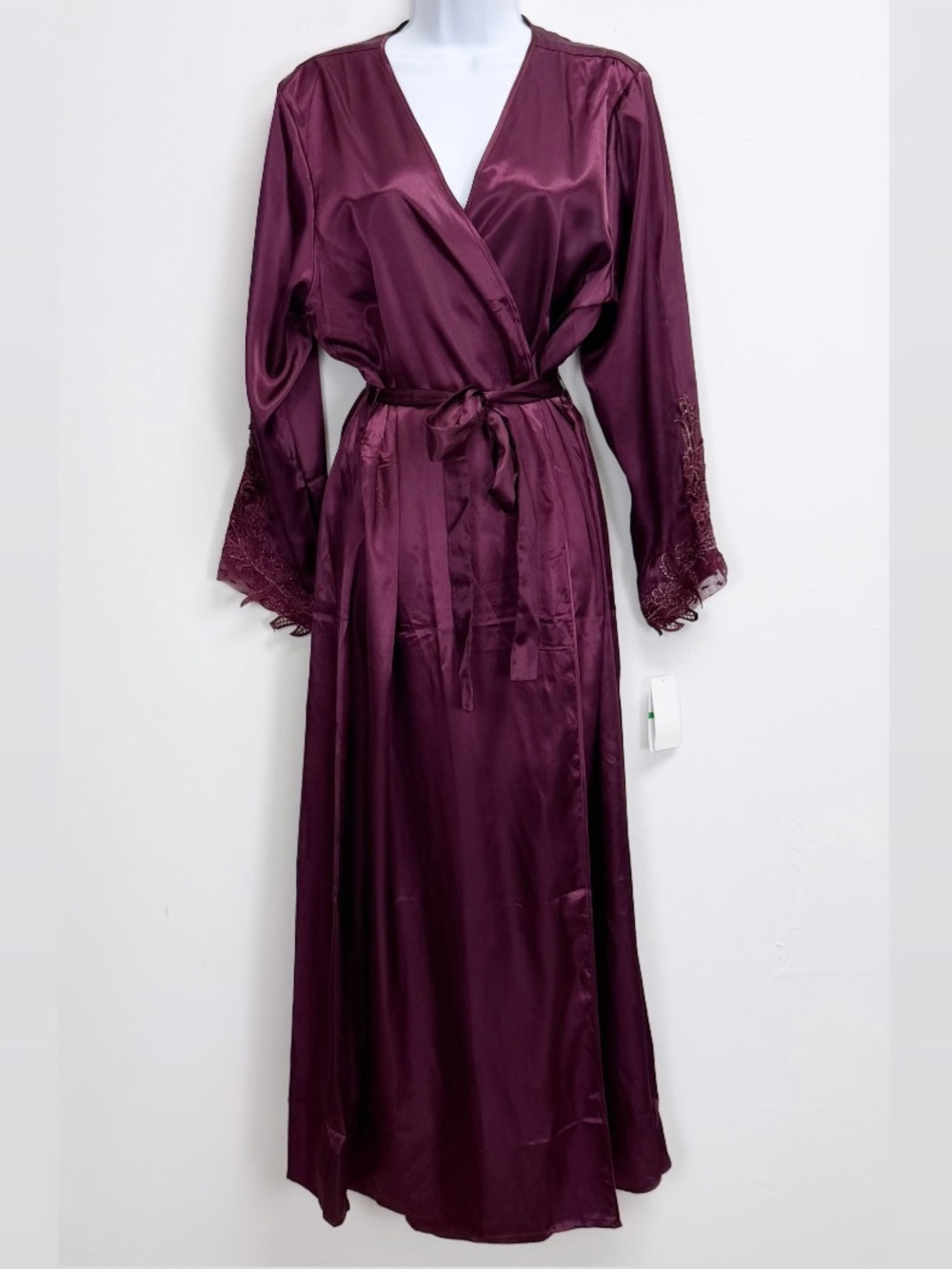 Flora Nikrooz Robe Womens Large XL  Maroon Purple Silky Style Tie Waist NWT